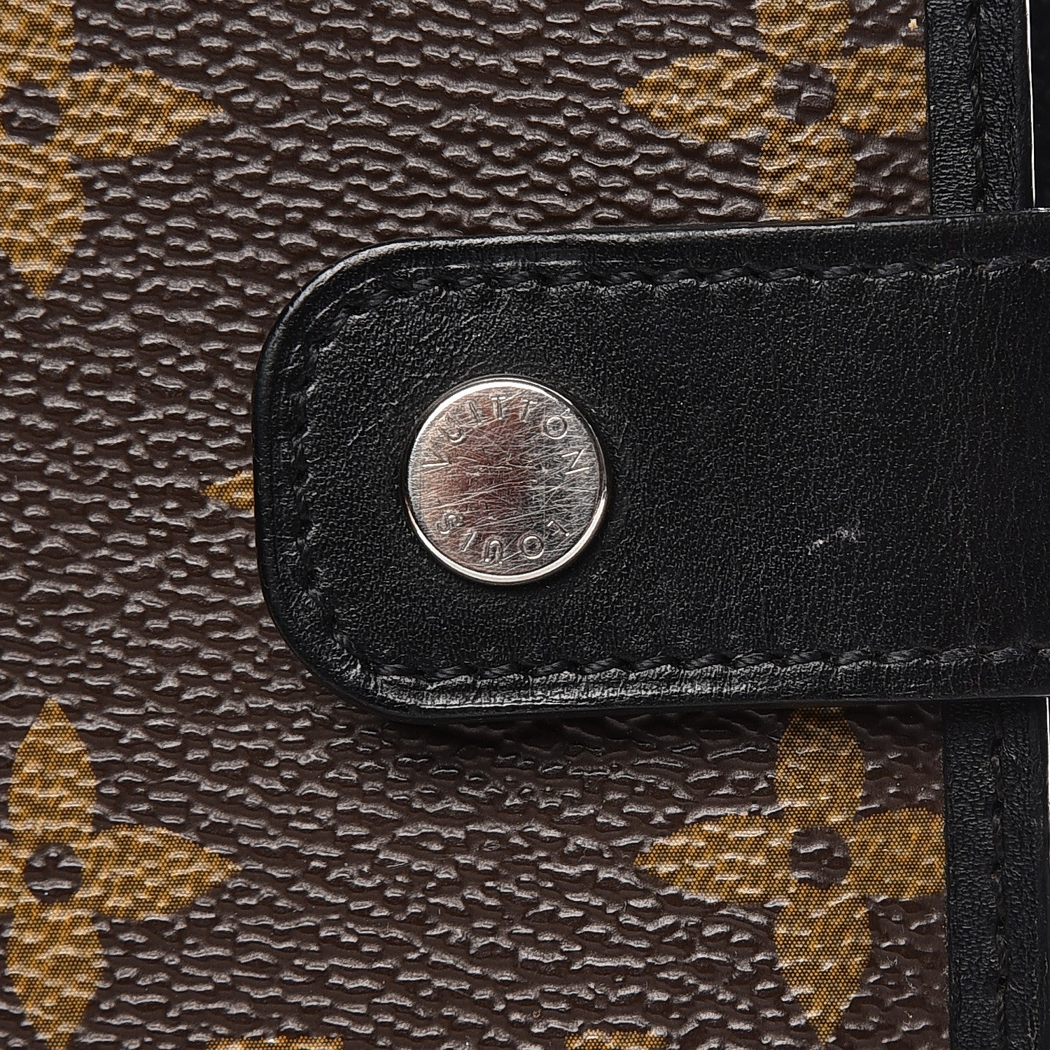 Louis Vuitton Monogram Macassar Medium Ring Agenda 8 of 8