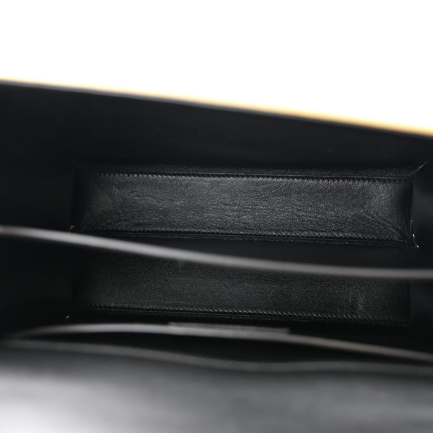 Smooth Shiny Calfskin Medium Classic Monogram Cassandra Top Handle Black Crema Soft