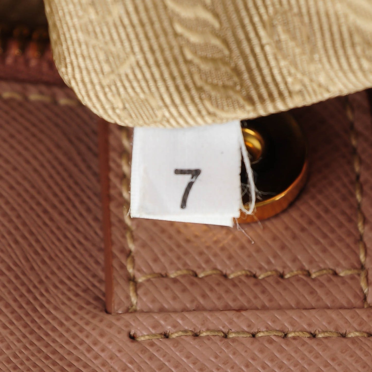 Saffiano Lux Large Tote Cammeo