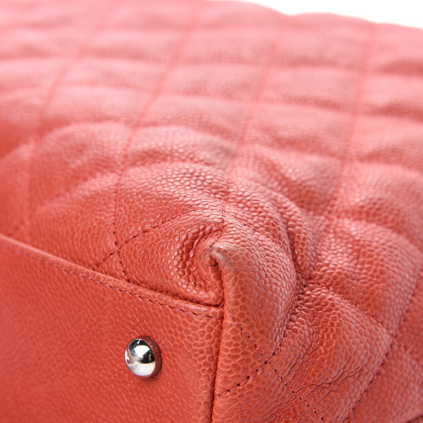 Caviar Quilted French Riviera Hobo Rouge