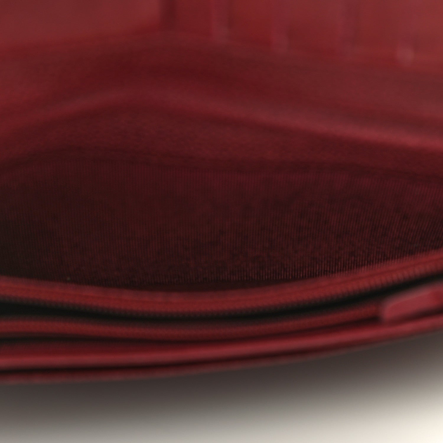 Chanel Caviar Timeless CC Yen Wallet Bordeaux 16 of 22