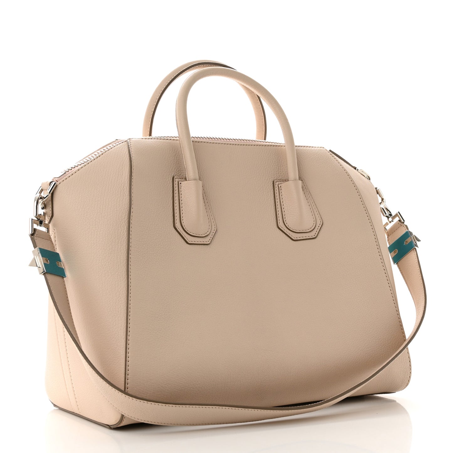 Sugar Goatskin Medium Antigona Nude