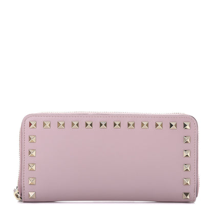 Valentino Garavani Calfskin Rockstud Zip Around Wallet Cipria 1 of 9