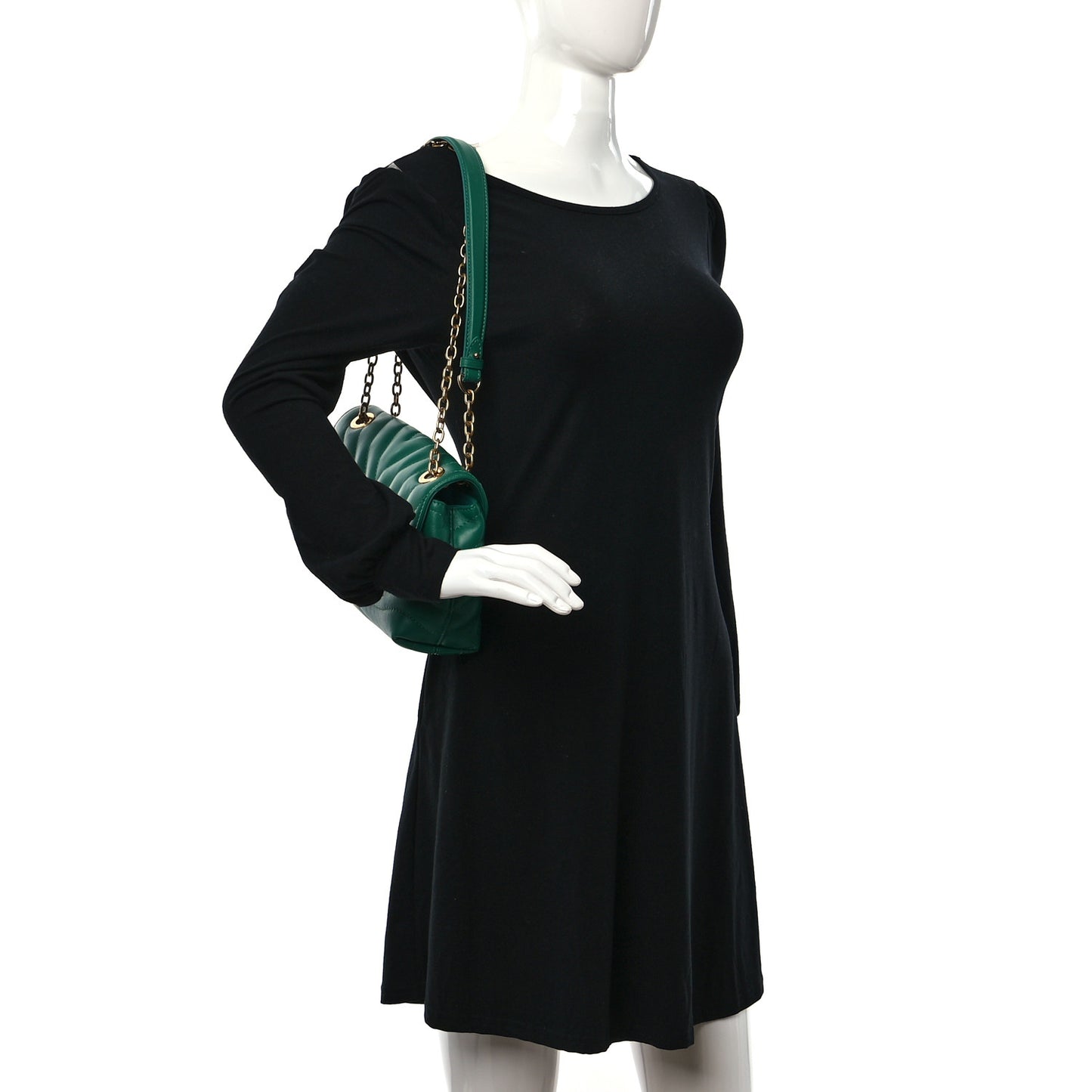 Calfskin New Wave Chain Bag MM NM Emerald