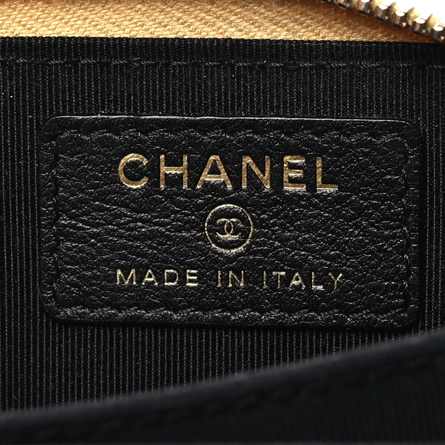 Chanel Metallic Calfskin Crocodile Embossed Cocodile Zip Coin Case Gold 6 of 8