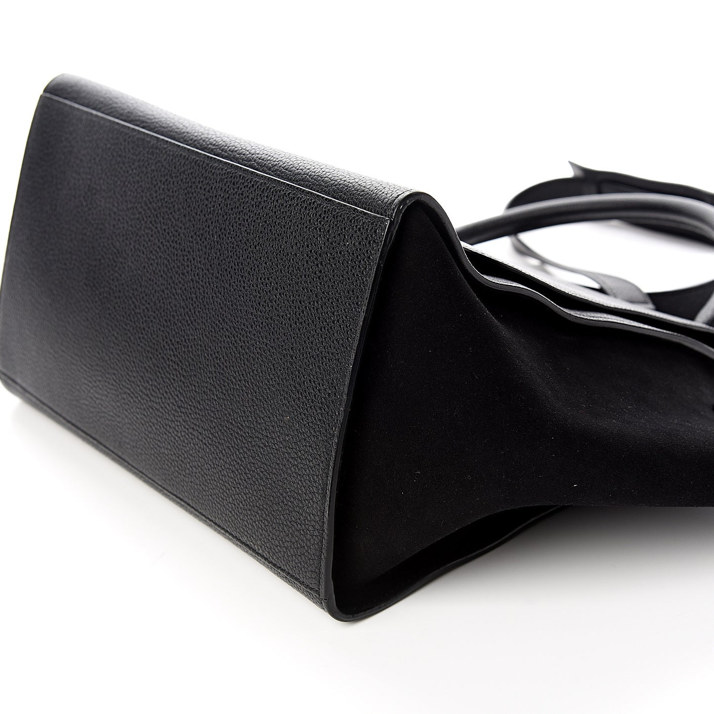 Drummed Calfskin Suede Medium Trapeze Black