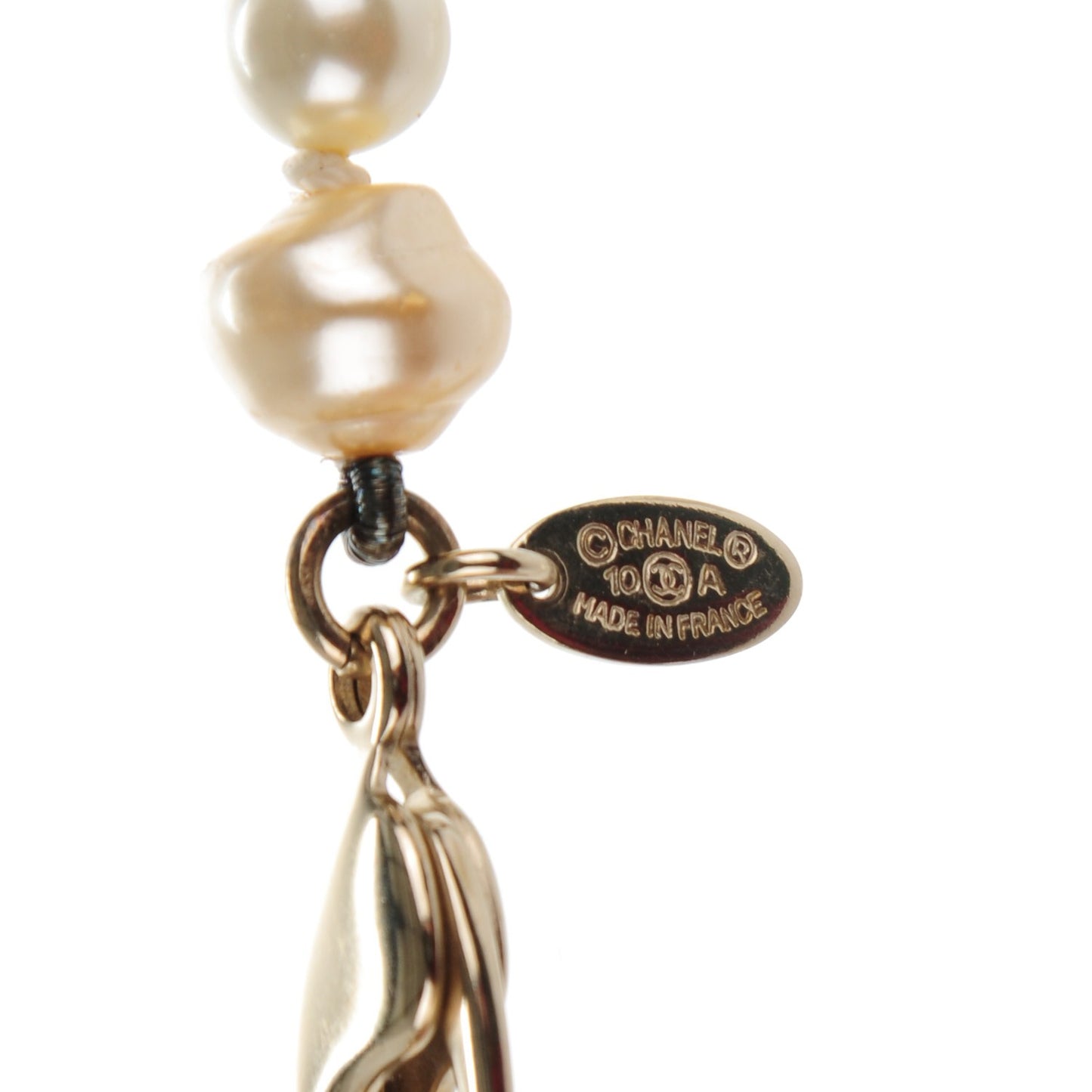 Graduated Pearl CC Long Necklace Gold