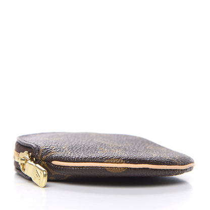 Louis Vuitton Monogram Round Coin Purse 4 of 8