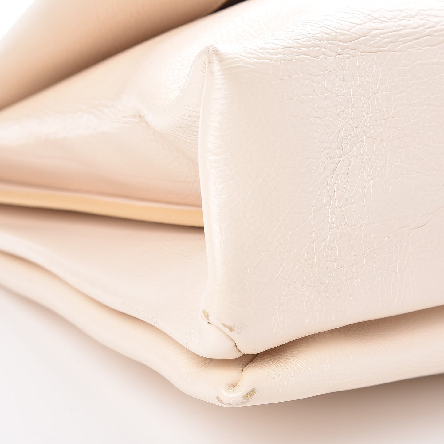 Calfskin Blade Flap Cream