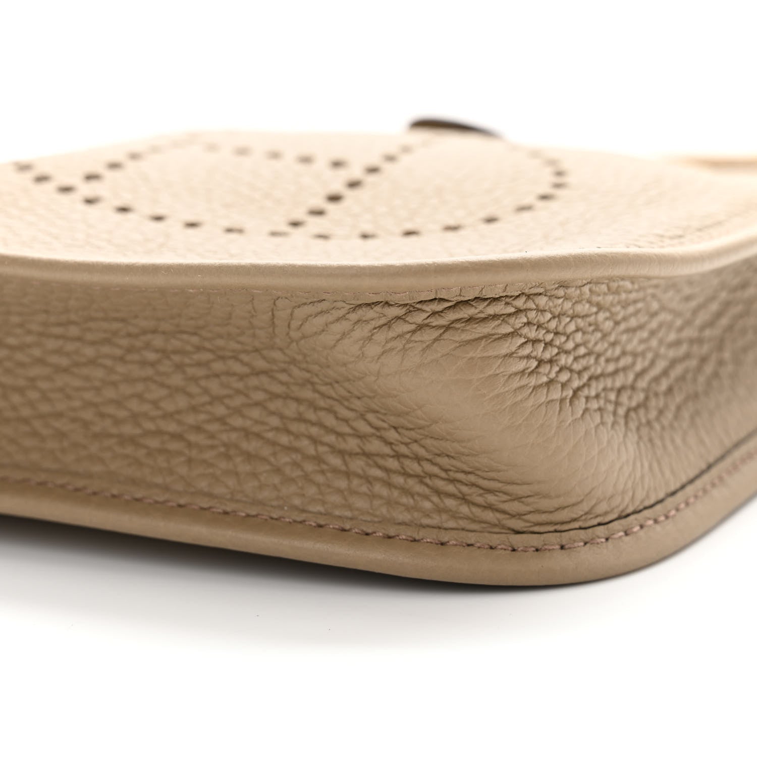 Hermes Taurillon Clemence Evelyne TPM Beige Marfa 10 of 11