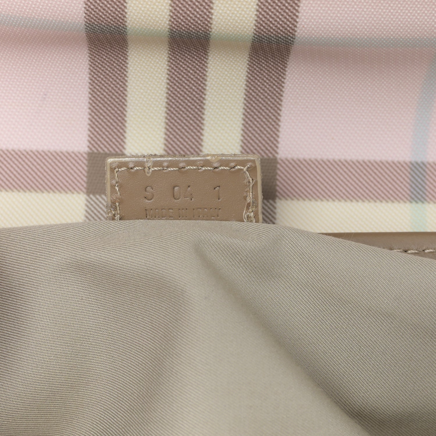Burberry Candy Check Lola Pink 7 of 9