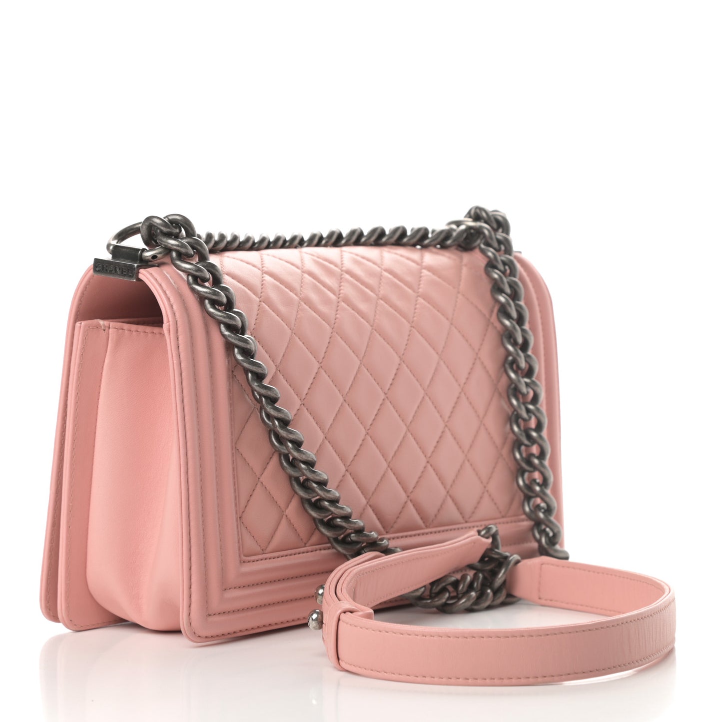 Lambskin Quilted Medium Boy Flap Light Pink