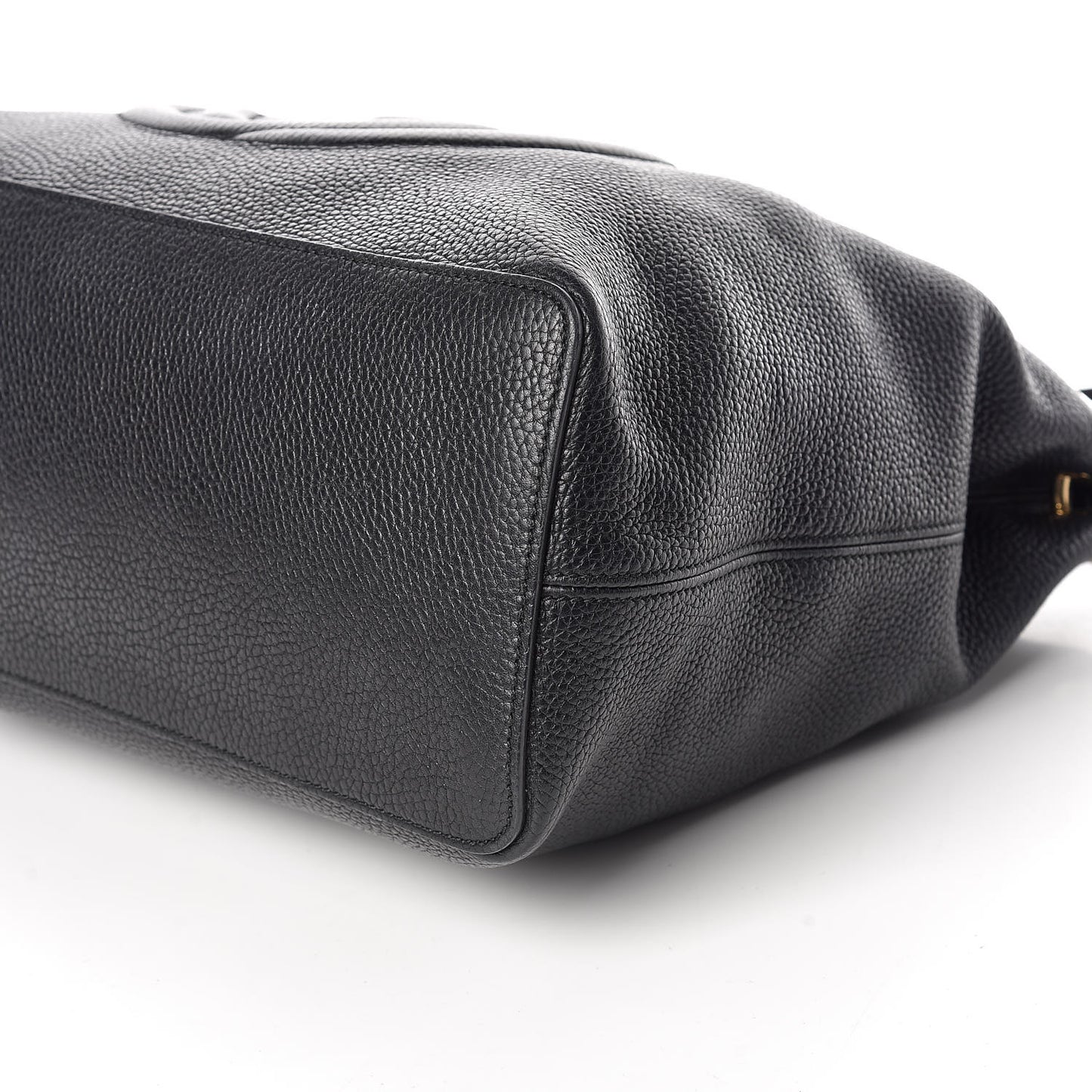 Pebbled Calfskin Large Soho Hobo Black