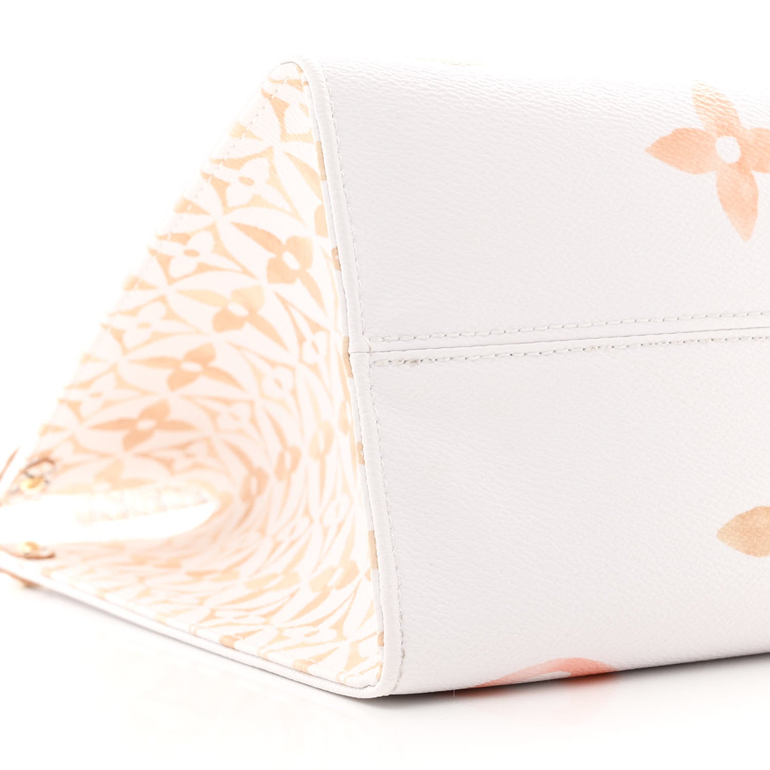 Louis Vuitton Monogram Giant By The Pool 2.0 Onthego MM Beige 8 of 12