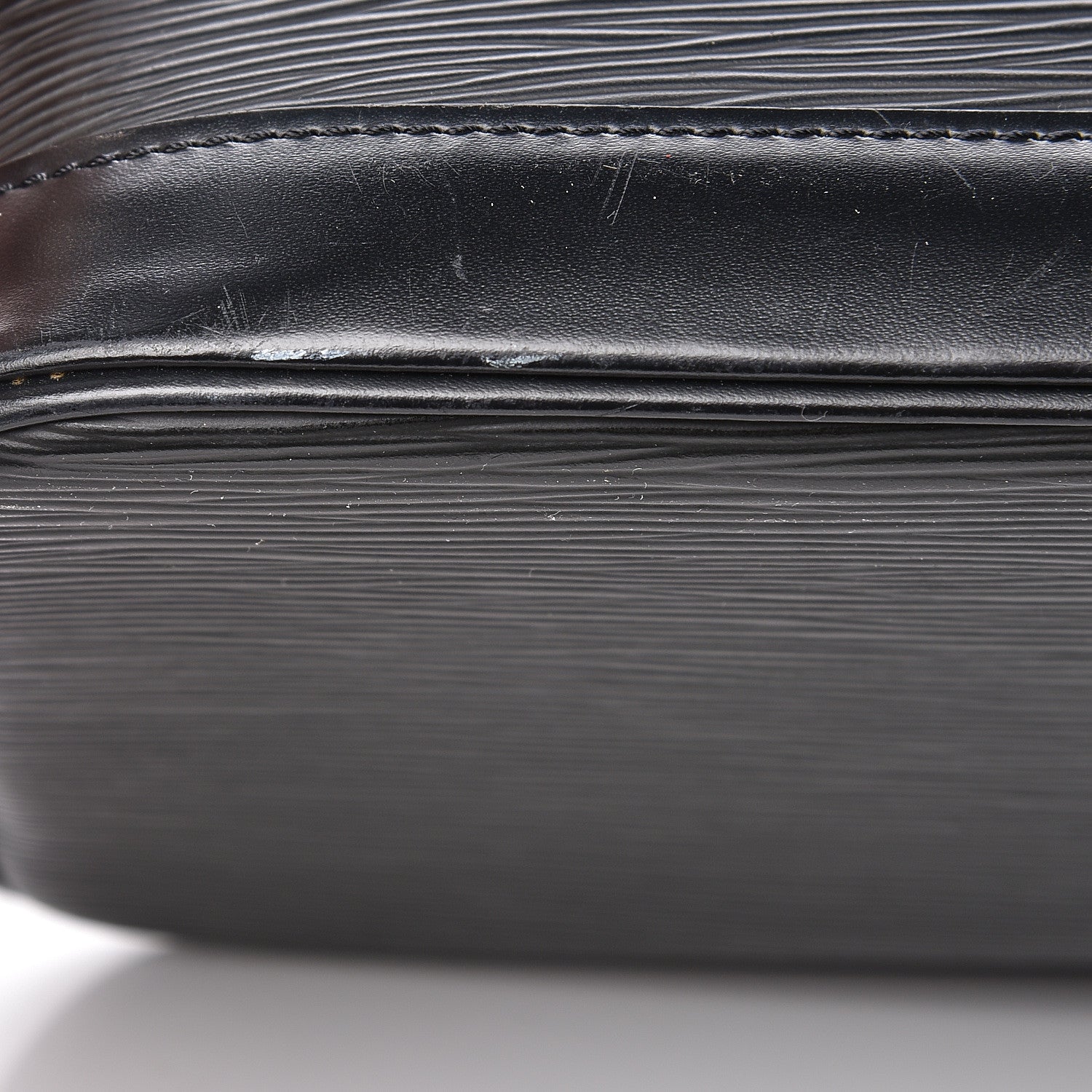 Louis Vuitton Epi Alma PM Black 16 of 18