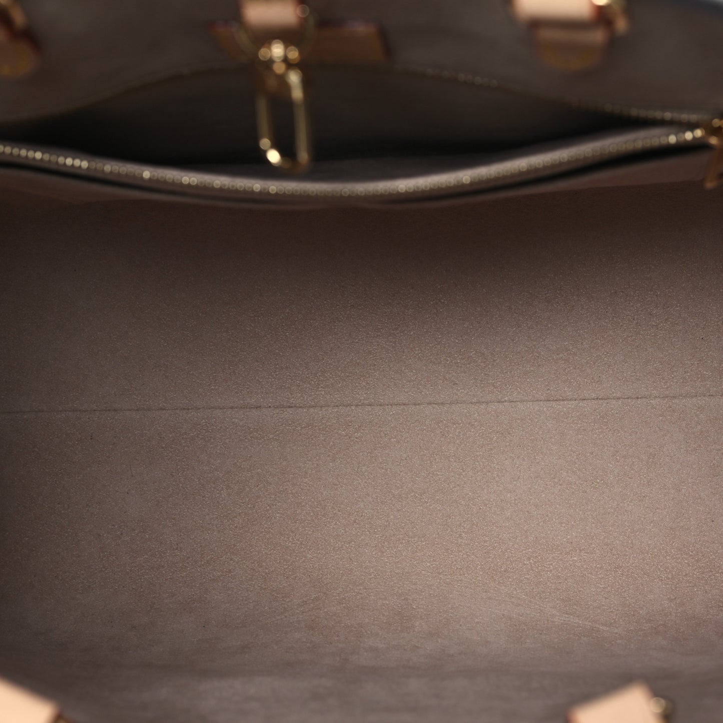Monogram Onthego MM Trianon Gray
