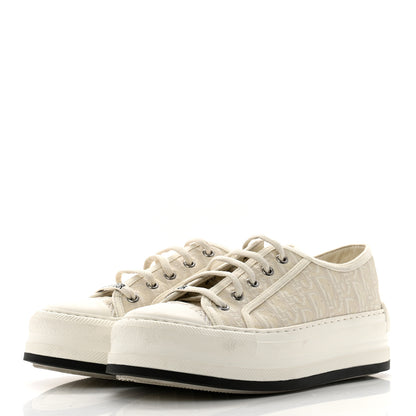 Christian Dior Calfskin Oblique Walk'N'Dior Low Top Sneakers 37 White Black 4 of 10