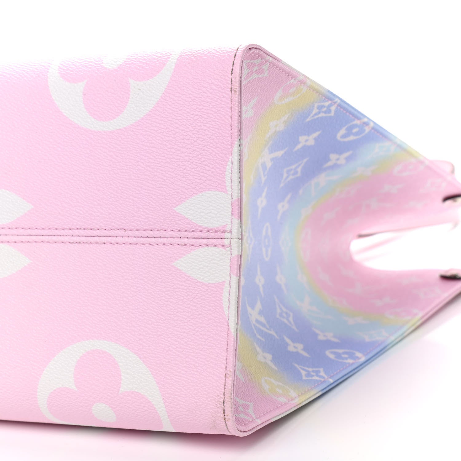 Louis Vuitton Monogram Escale Onthego GM Pastel 8 of 8