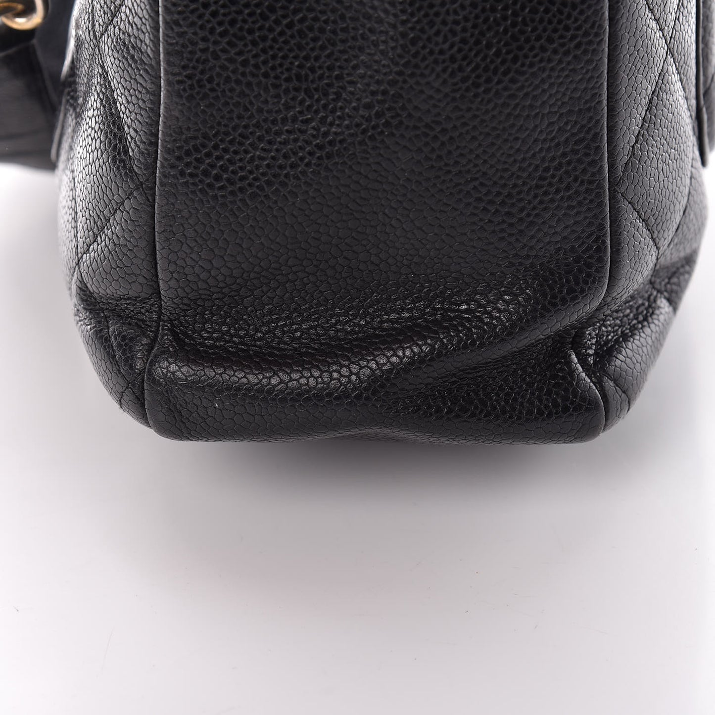 Caviar Quilted Petit Shopping Tote PST Black