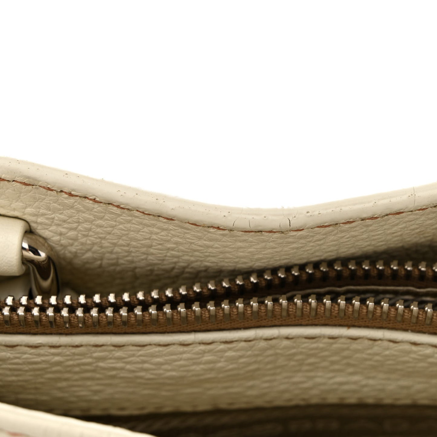 Vitello Daino Shoulder Bag White