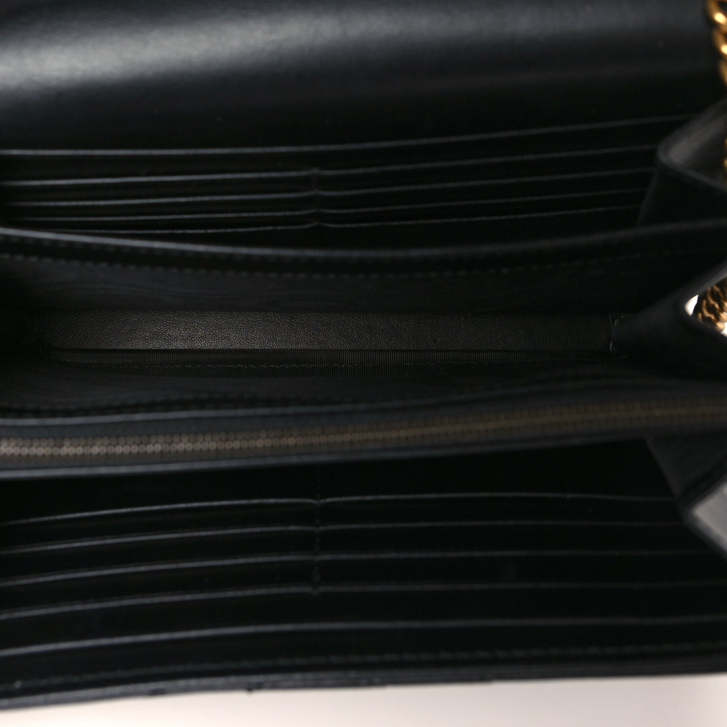 Calfskin Matelasse GG Marmont Chain Wallet Black