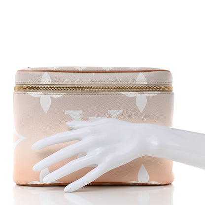 Louis Vuitton Monogram Giant By The Pool Nice BB Brume 2 of 8
