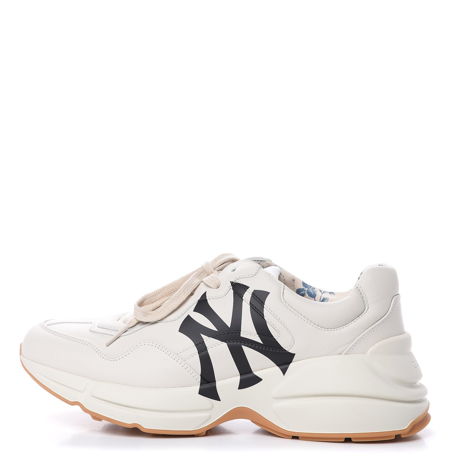 Gucci X MLB Calfskin NY Yankees Mens Rhyton Sneakers 7 Mystic White 1 of 9