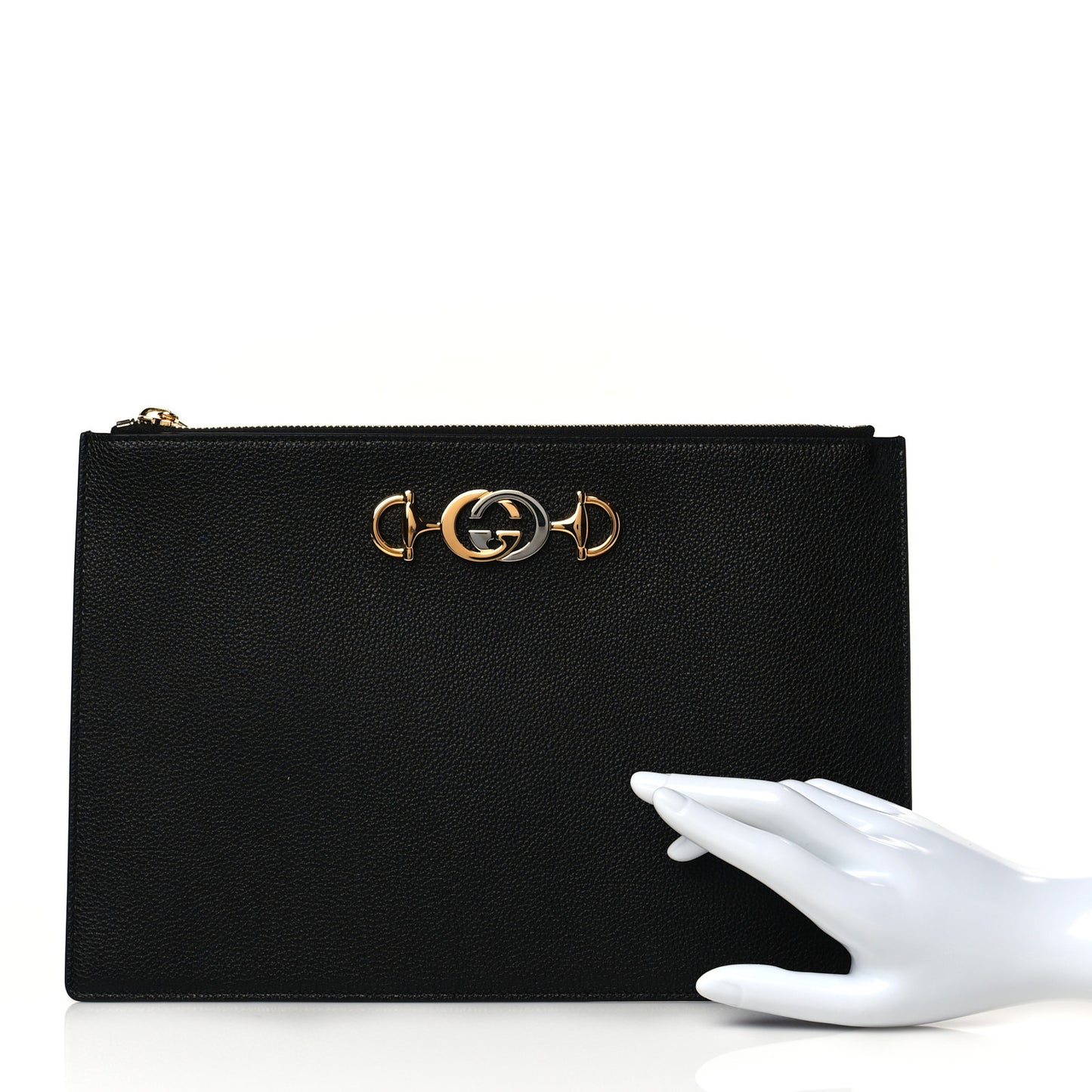 Grainy Calfskin Zumi Pouch Black
