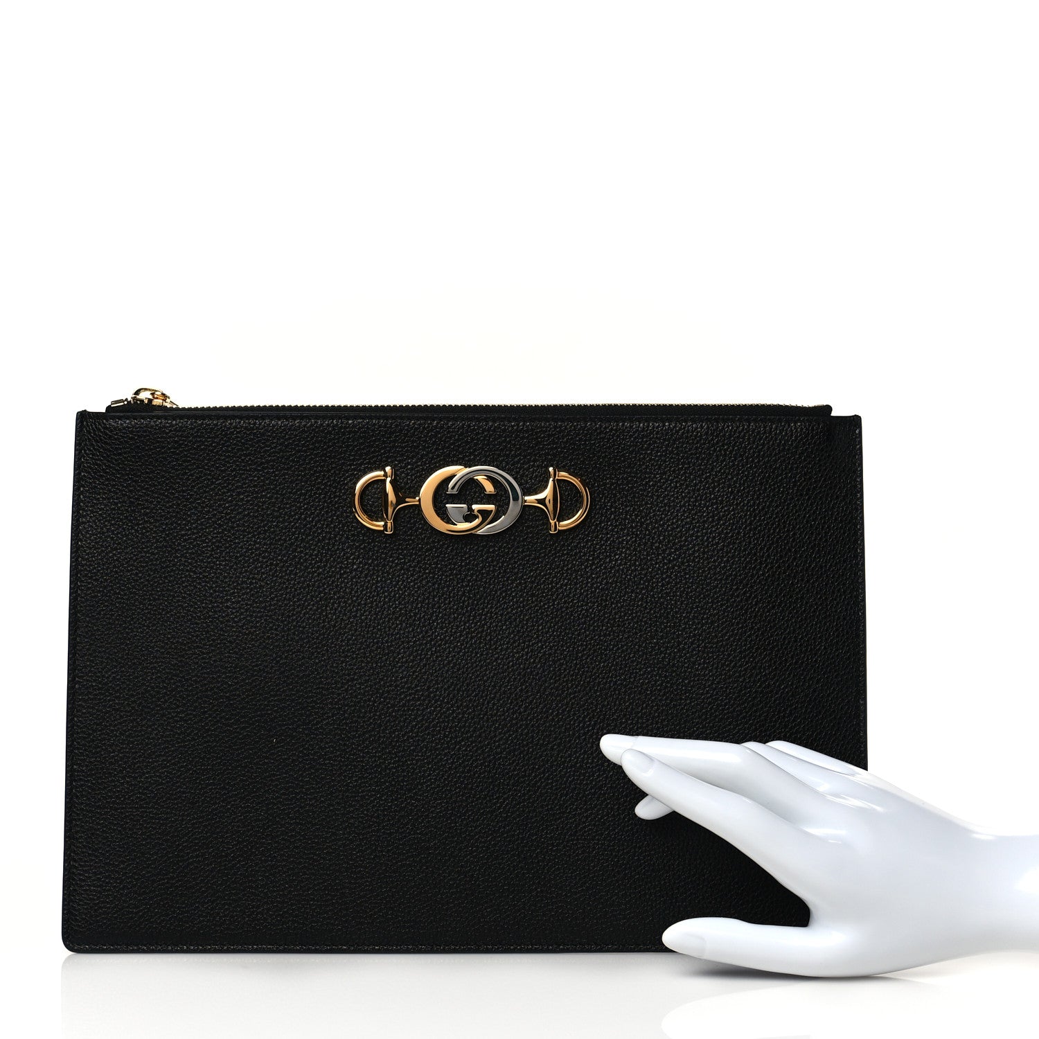 Gucci Grainy Calfskin Zumi Pouch Black 2 of 9