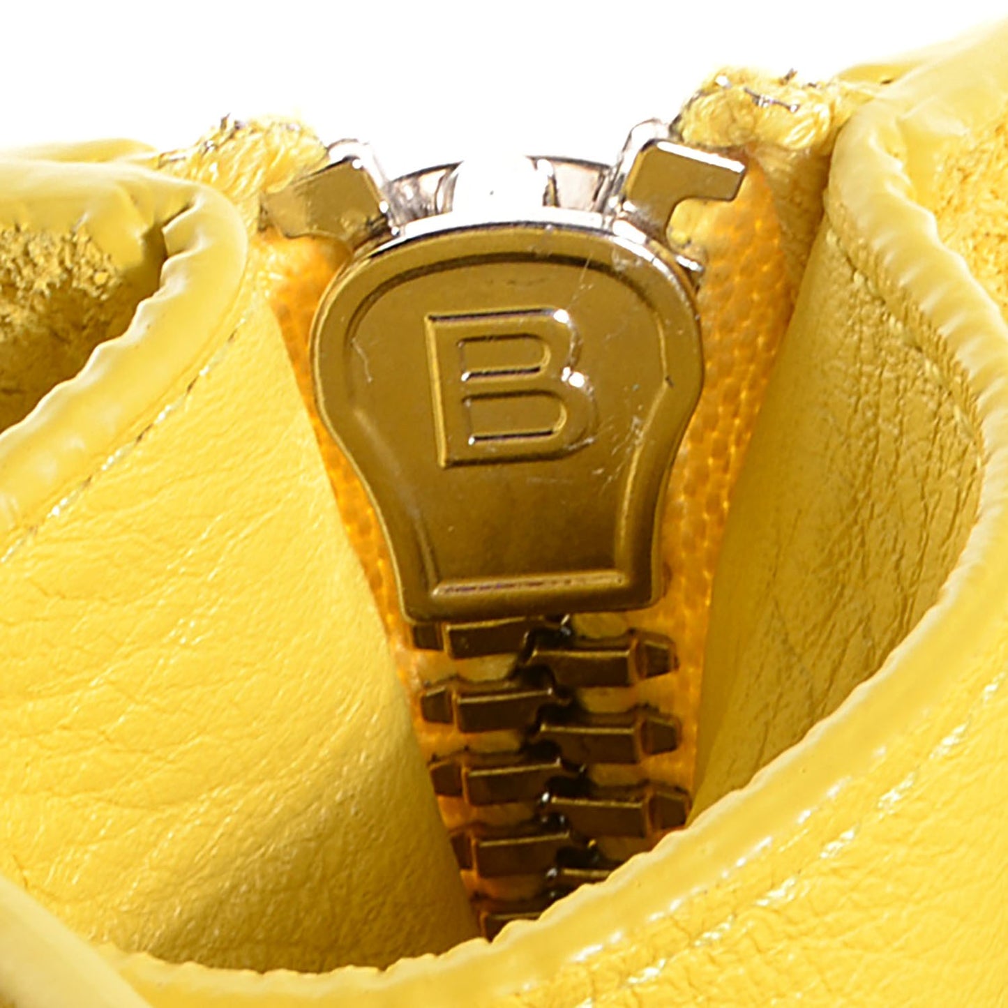 Calfskin Papier Mini A4 Tote Jaune Soleil