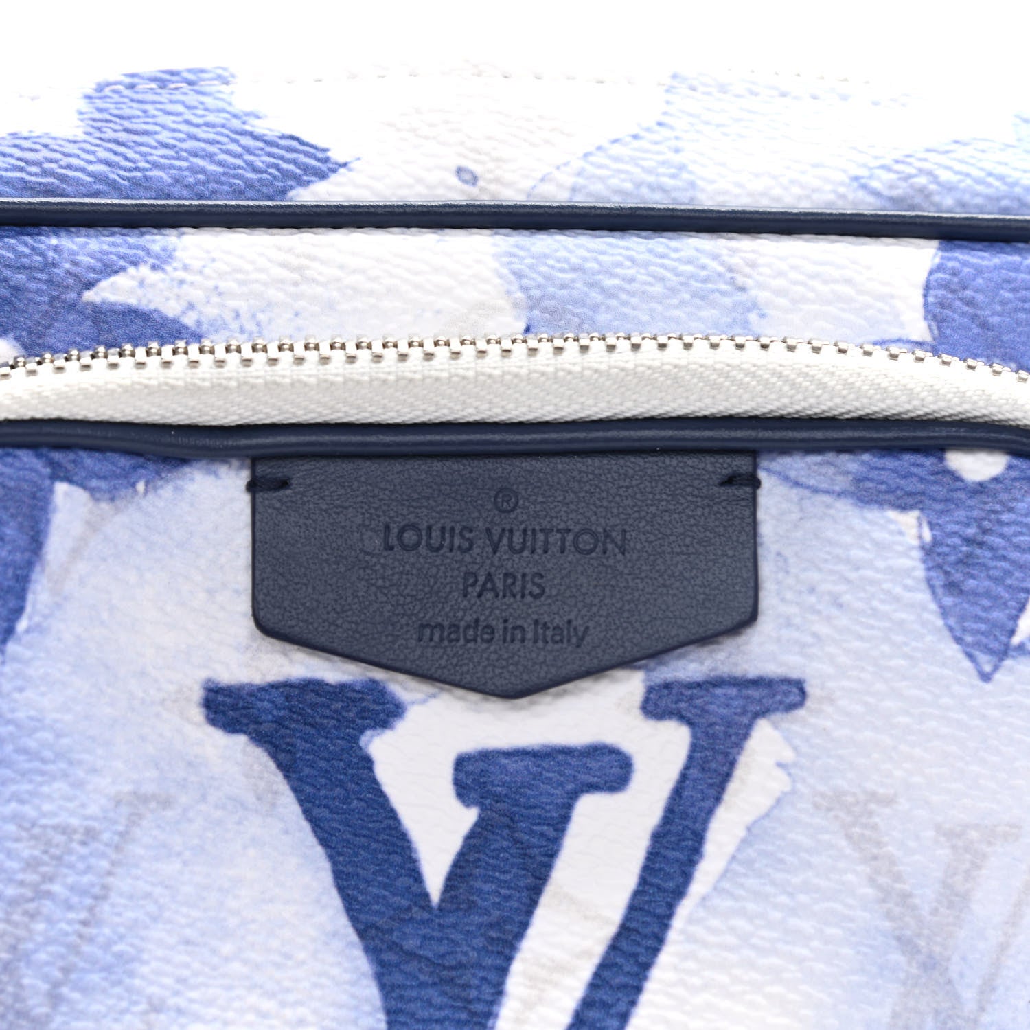 Louis Vuitton Monogram Watercolor Outdoor Pouch Blue 6 of 8