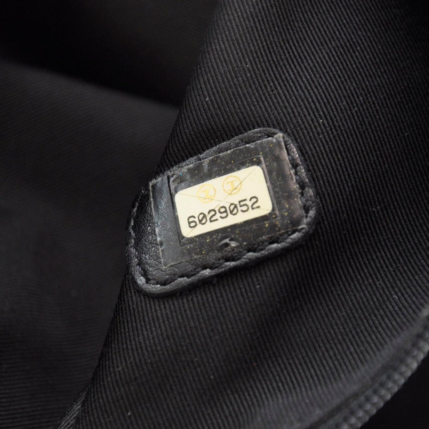 Lambskin CC Messenger Black