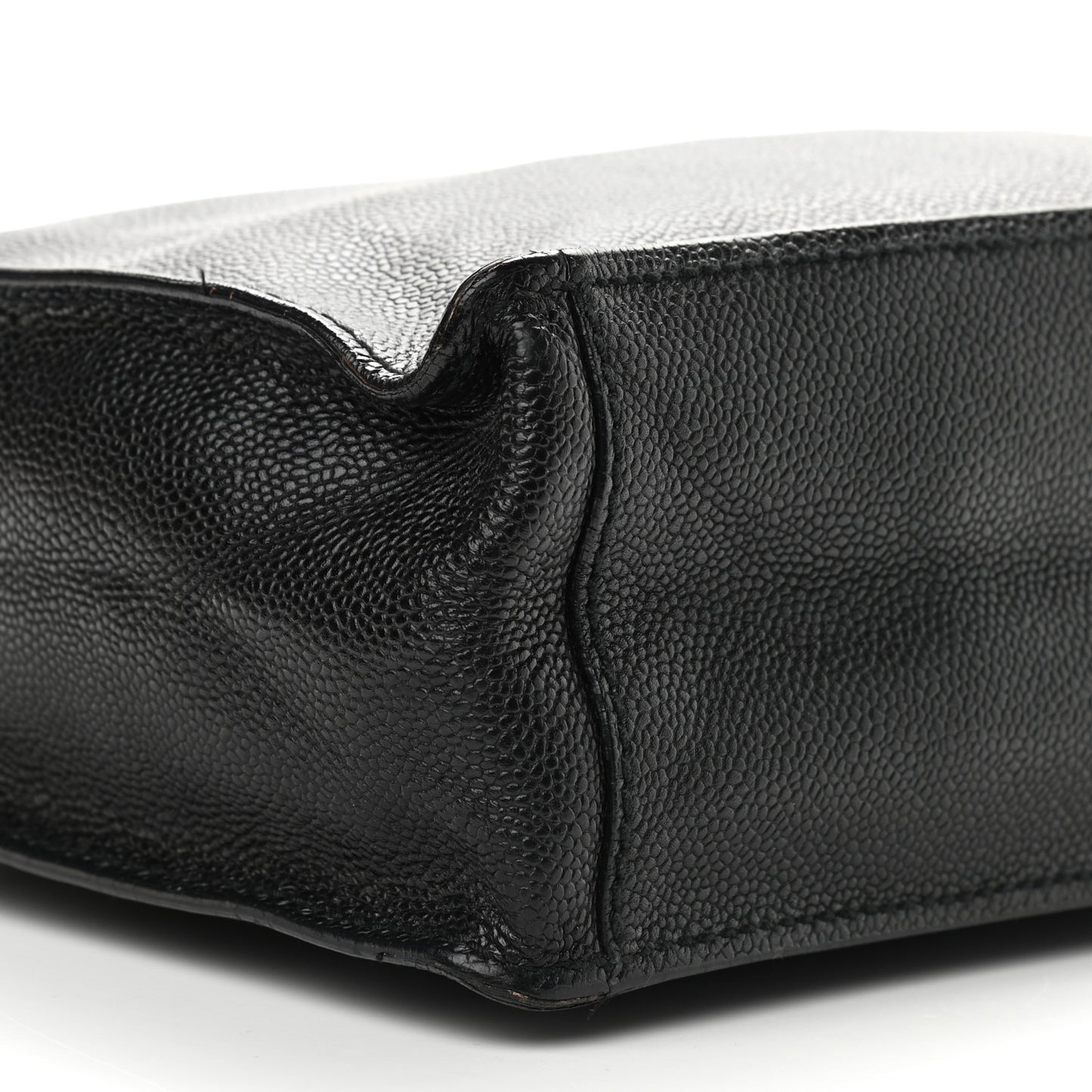 Caviar Shoulder Bag Black
