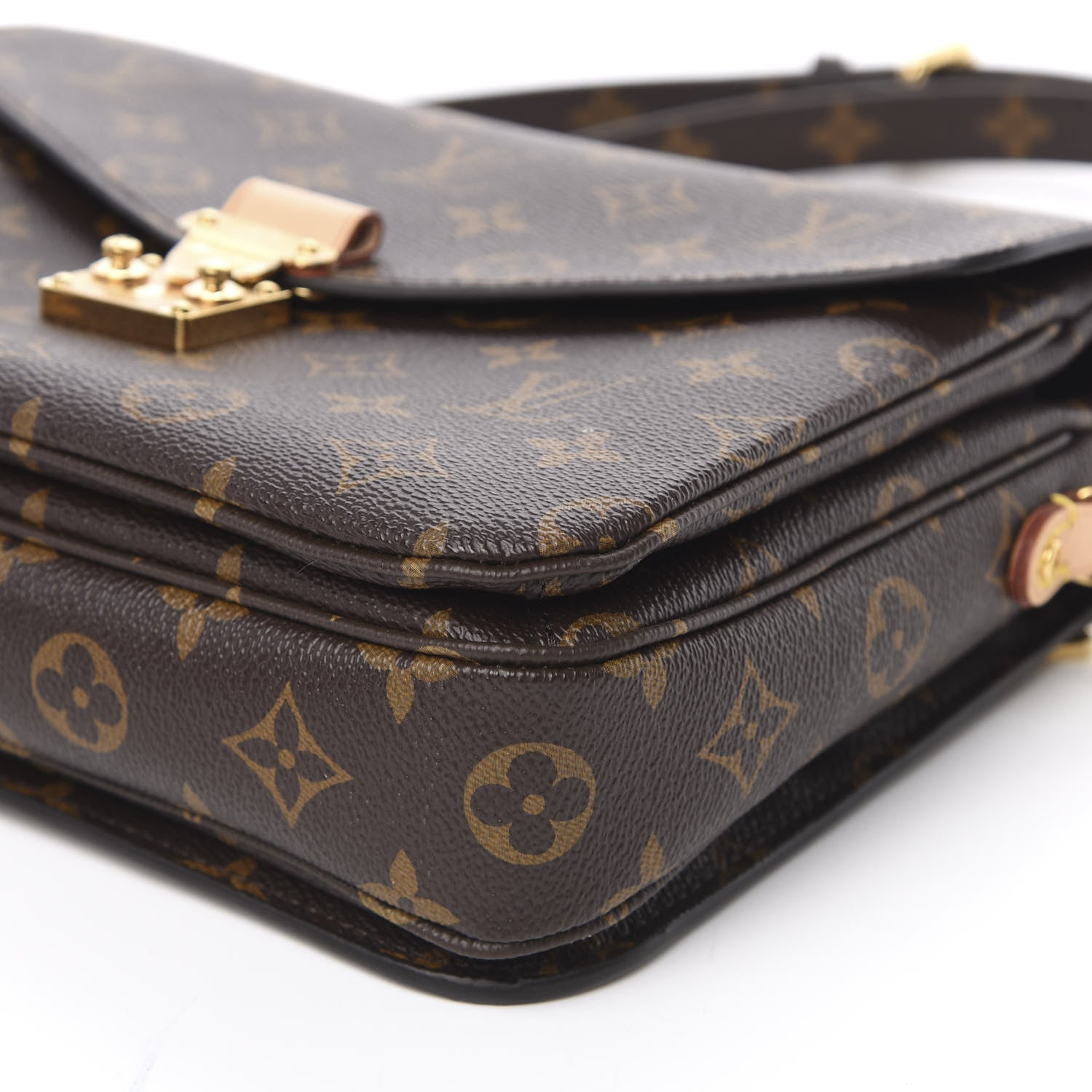 Louis Vuitton Monogram Pochette Metis 9 of 9