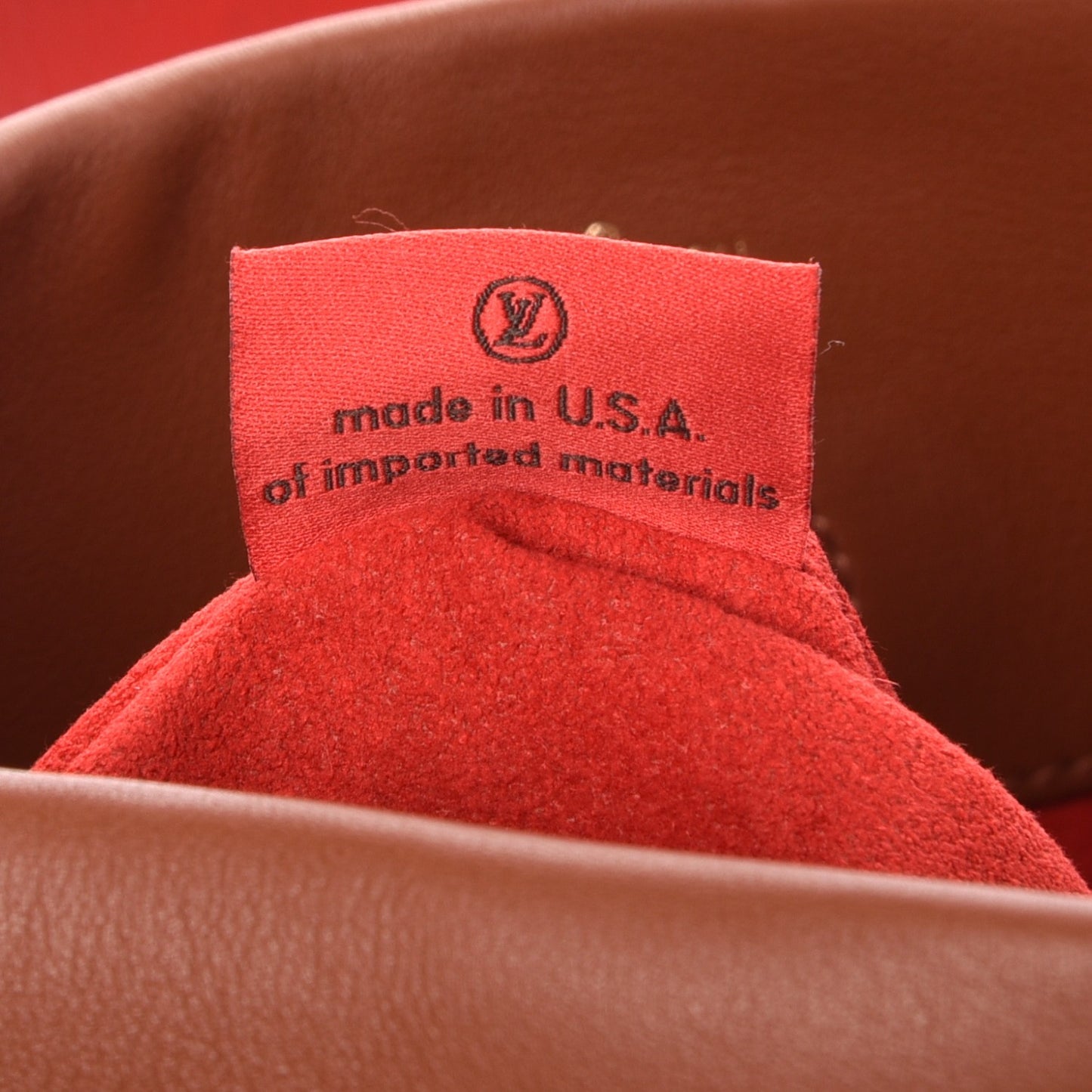 Monogram Tuileries Besace Caramel Rouge