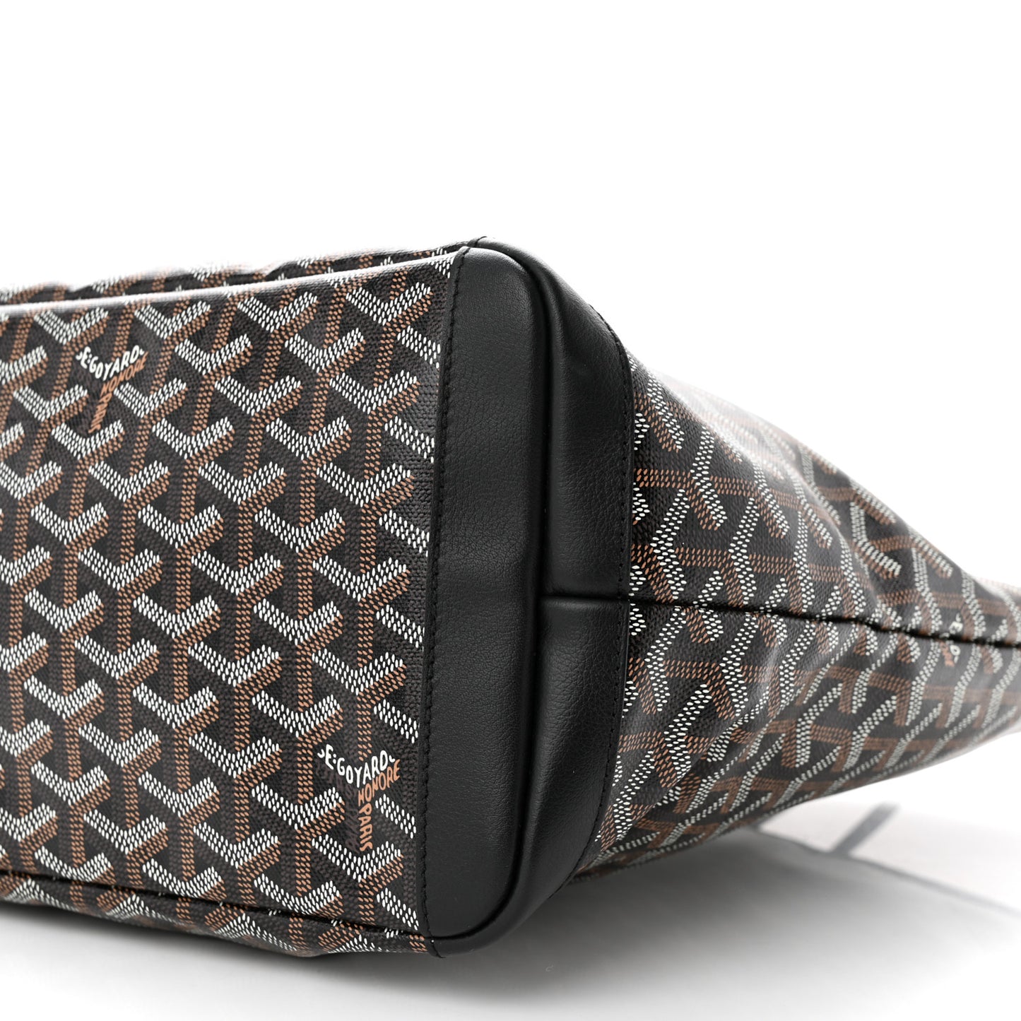 Goyardine Artois MM Black