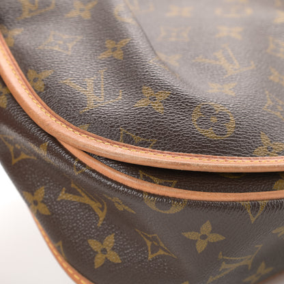 Louis Vuitton Monogram Menilmontant PM 9 of 17