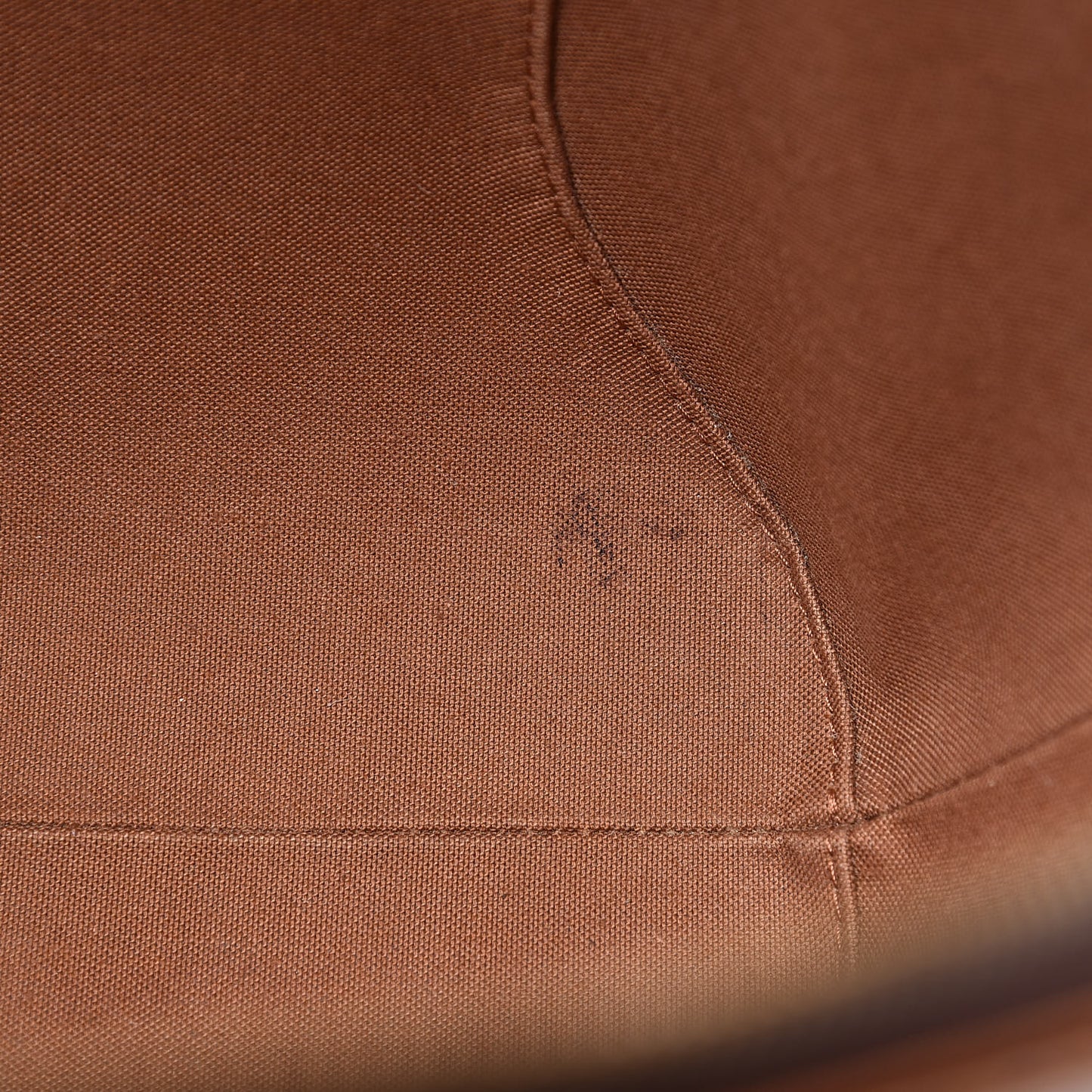 Monogram Ellipse MM