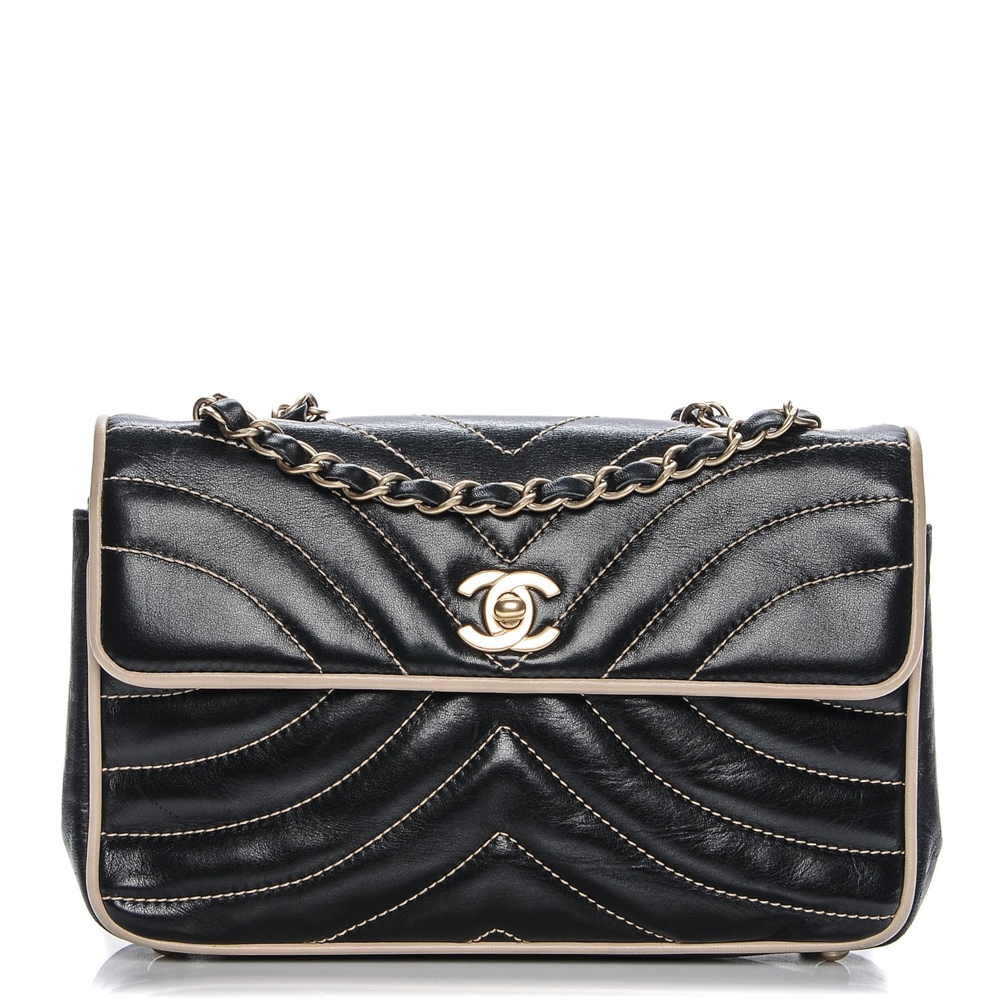 Lambskin Small Chevron Flap Black Beige