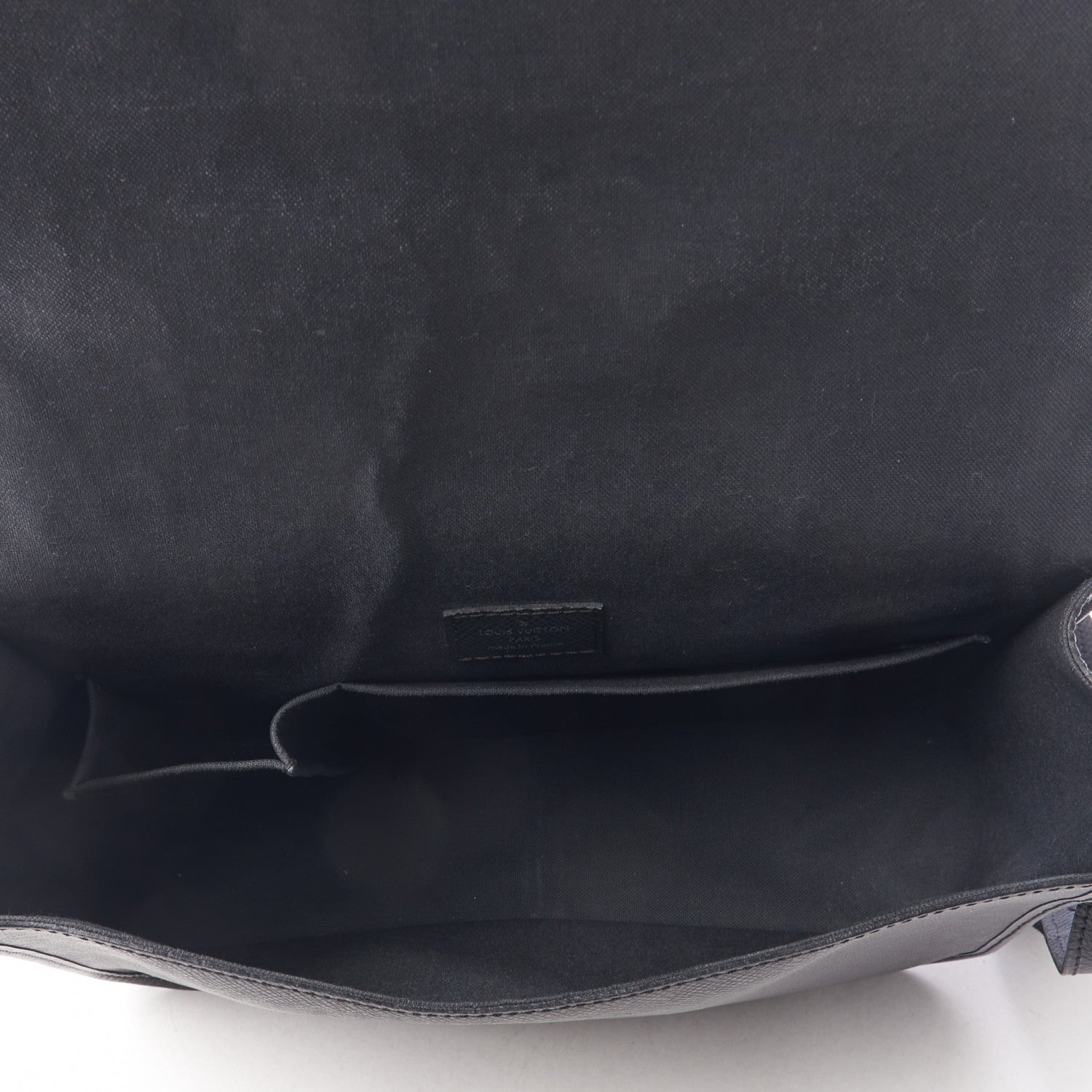 Louis Vuitton Taiga Andrei Ardoise 7 of 8