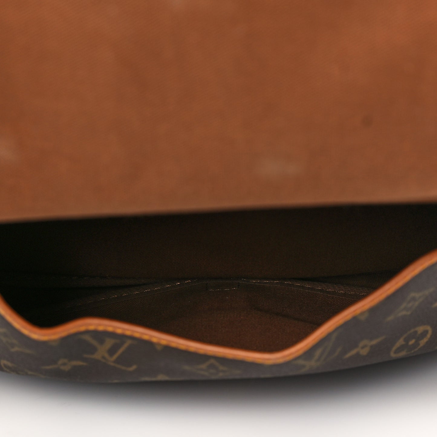 Monogram Saumur 30