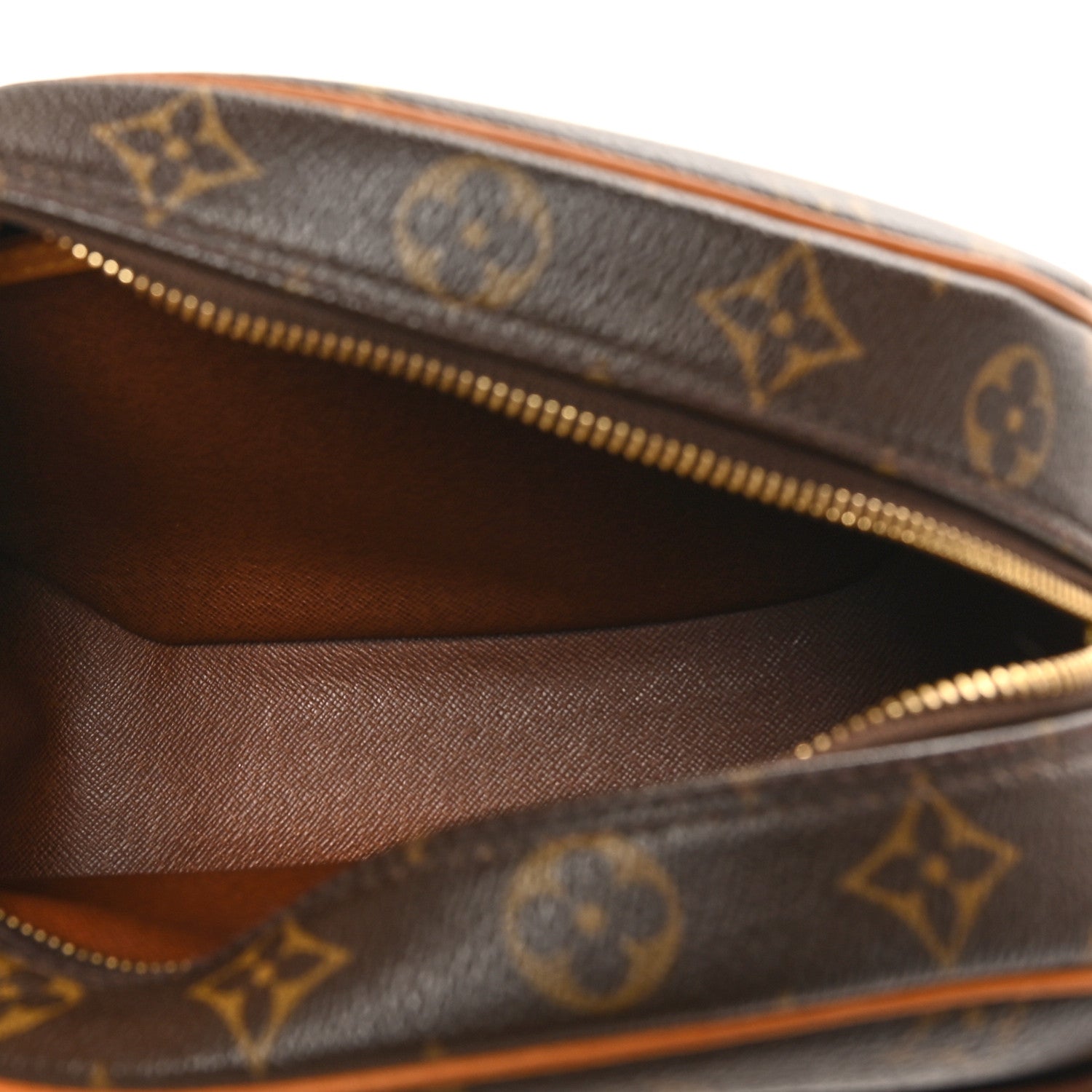 Louis Vuitton Monogram Blois 5 of 9