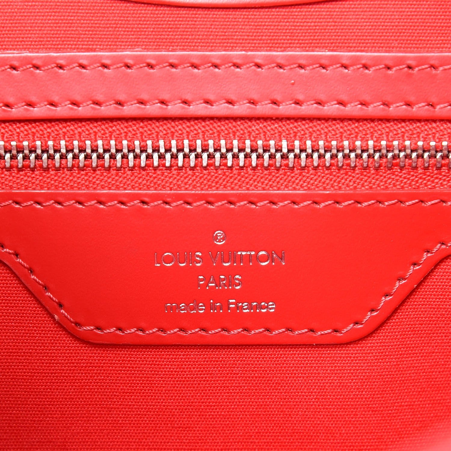 Louis Vuitton Epi Montaigne Sac Rouge 6 of 7