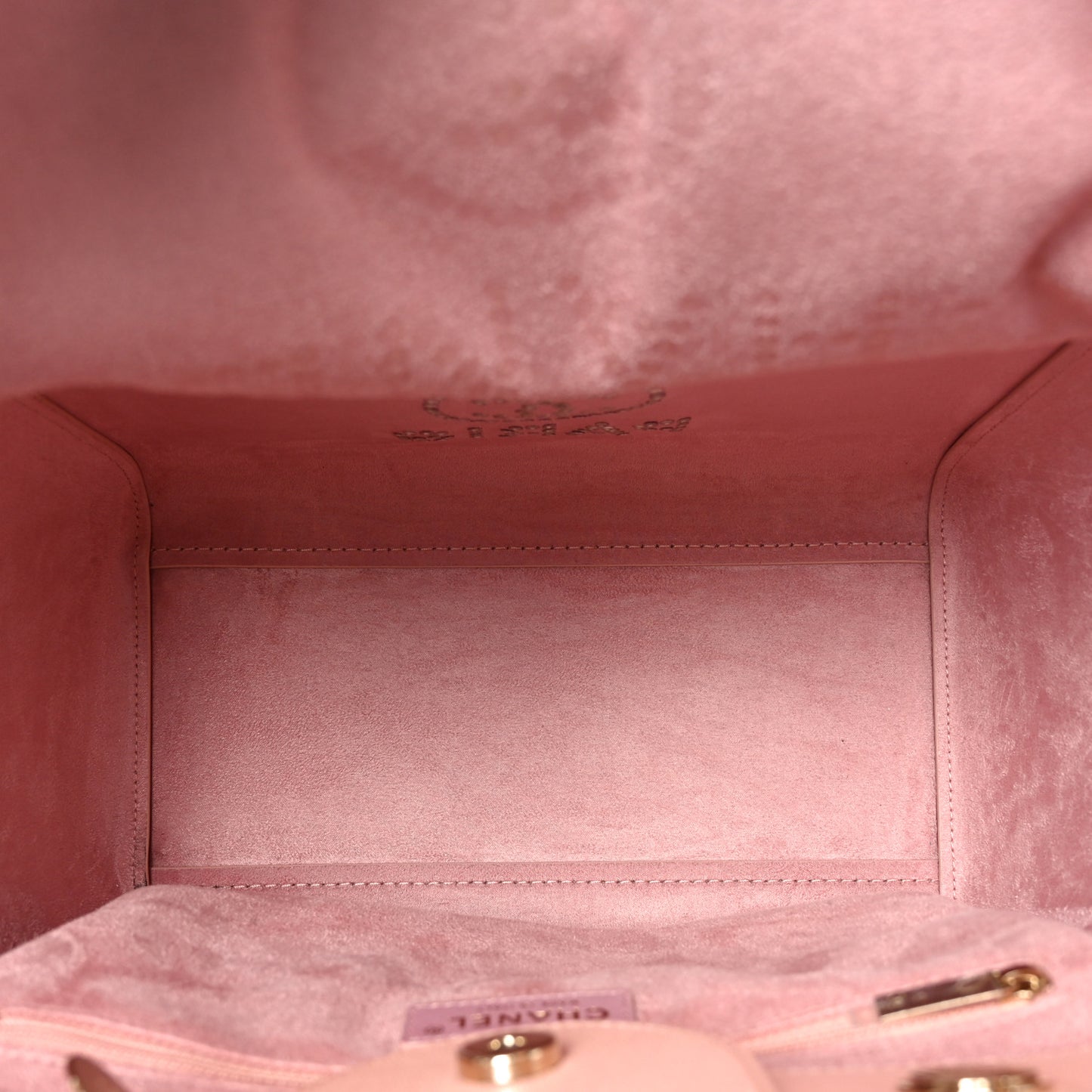 Caviar Small Studded Deauville Tote Light Pink