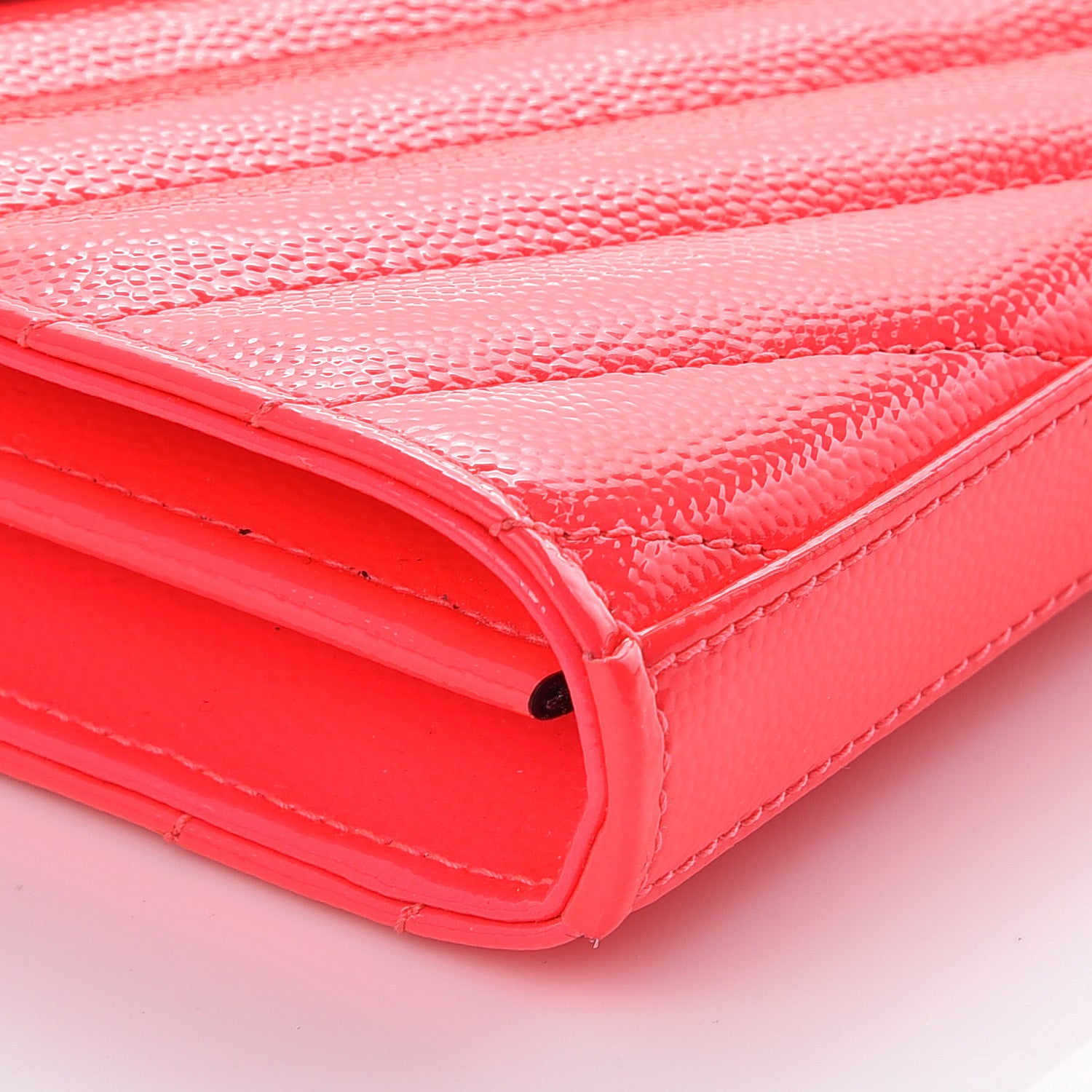 Saint Laurent Patent Grain De Poudre Matelasse Chevron Monogram Chain Wallet Pink 5 of 9