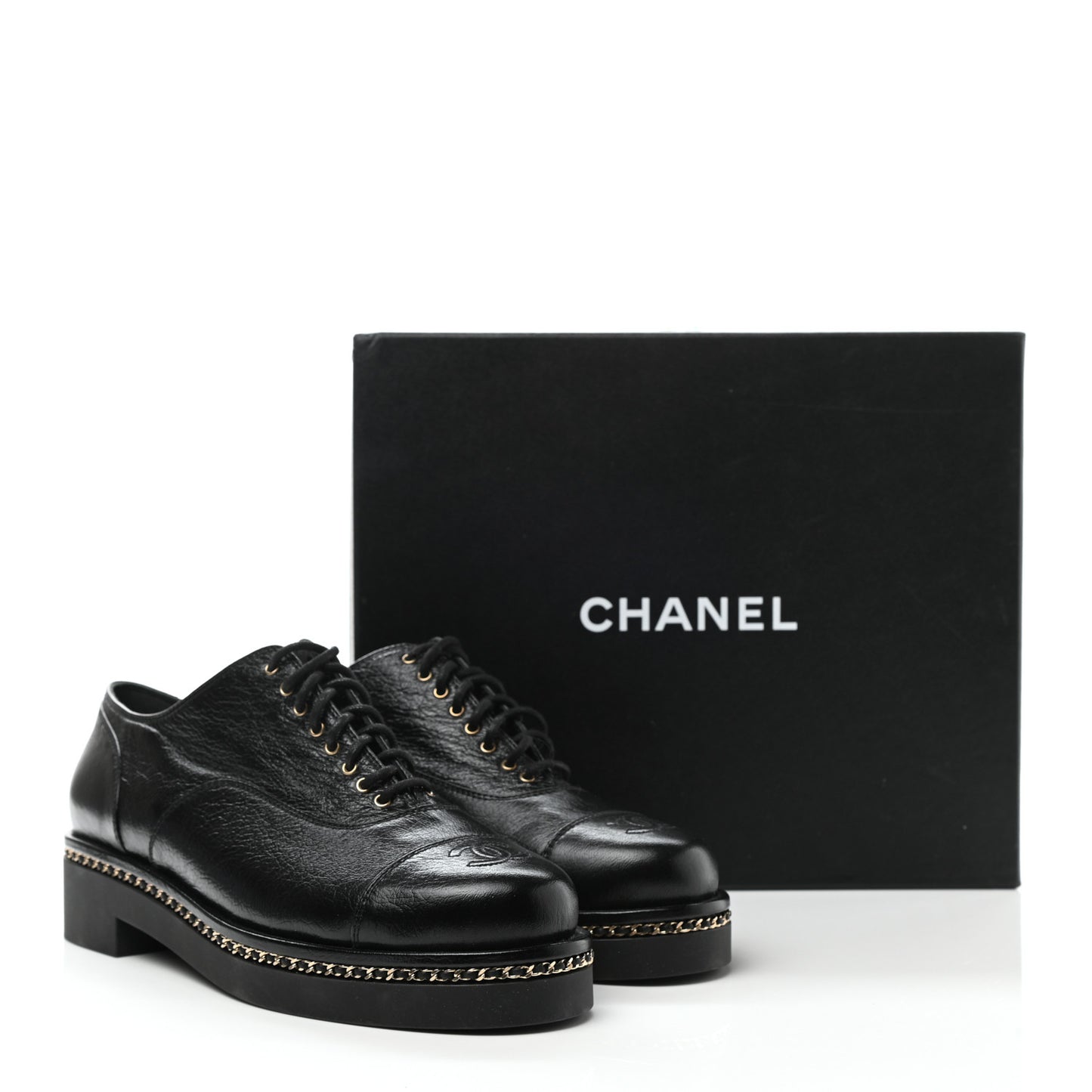 Shiny Crumpled Lambskin CC Lace Up Oxfords 41 Black