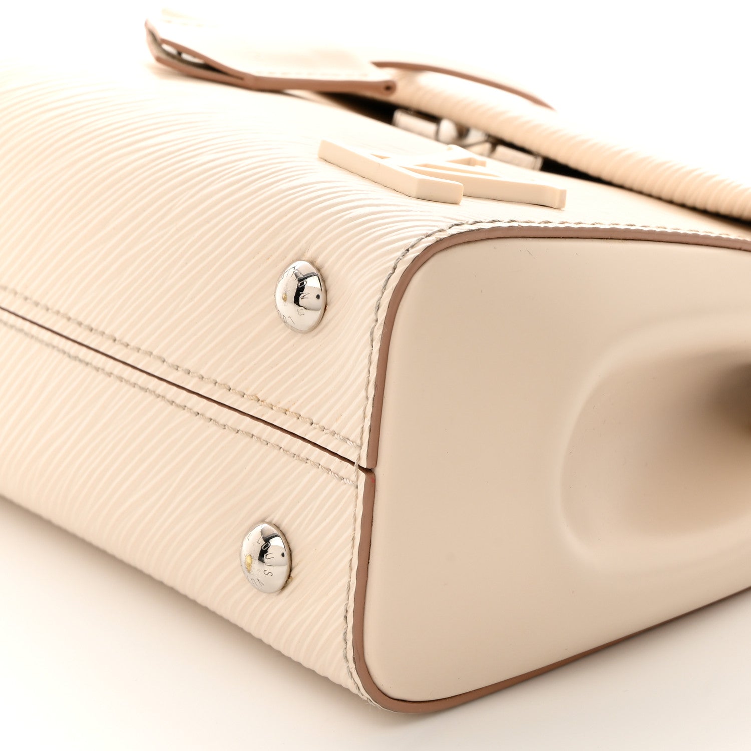 Louis Vuitton Epi Cluny Mini Quartz 10 of 10