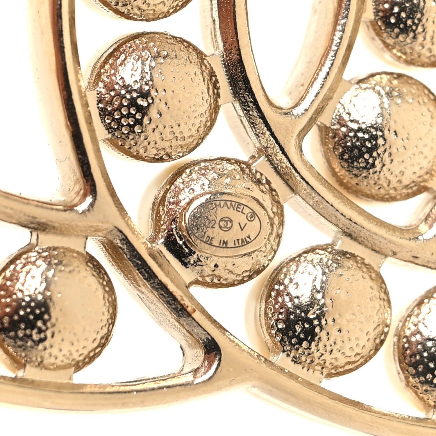 Chanel Pearl CC Brooch Light Gold 3 of 3