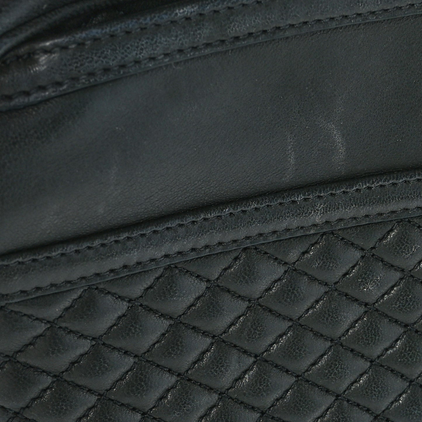 Lambskin Quilted Victoire Camera Bag New Vert Fonce