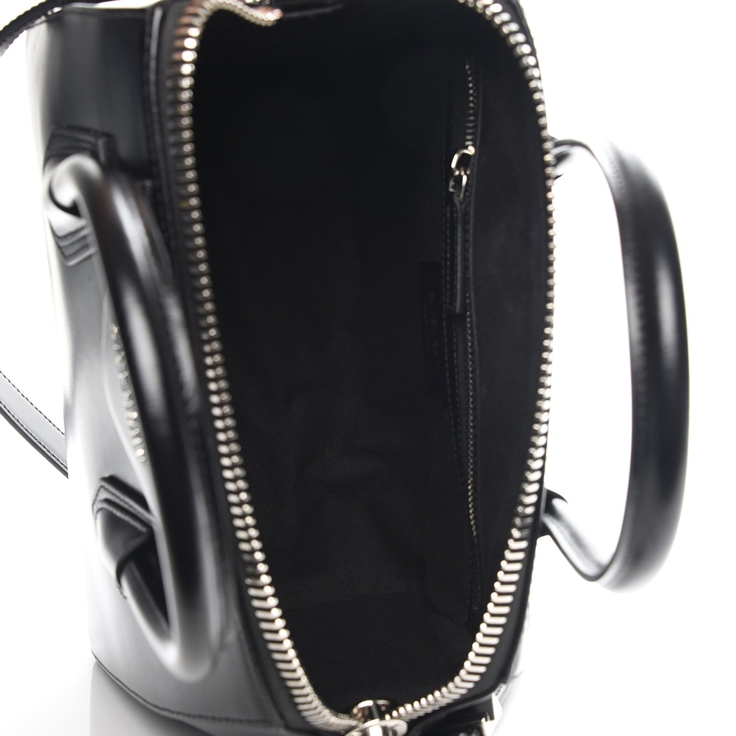 Shiny Lord Calfskin Small Antigona Black